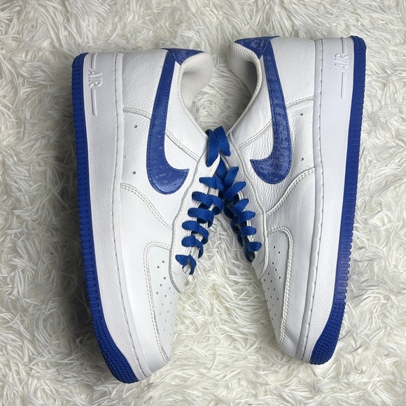 Nike Air Force 1 Low Leather White Blue Lace Up Sneakers Men\'s Athletic main image 10